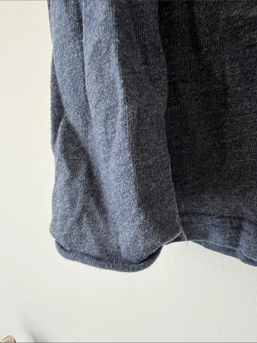 4/$12 Abercrombie & Fitch Navy Heather Long Sleeve Boys Henley Top | 6-7
